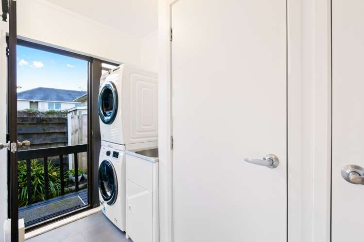 2/7 Eskdale Road Birkdale_15