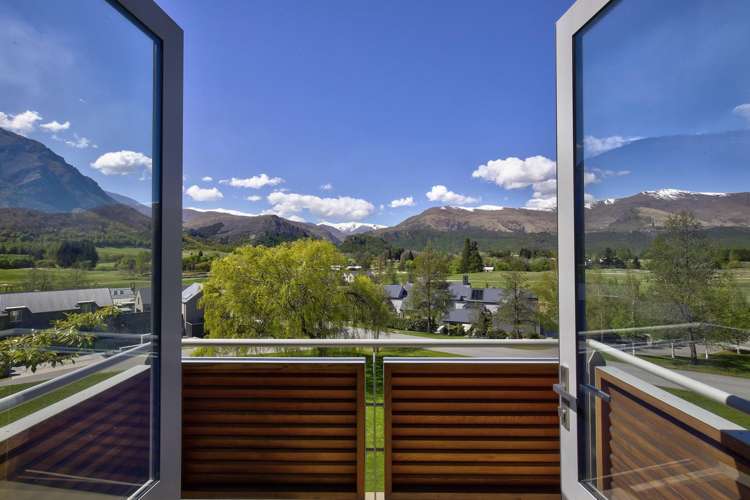 24 Ayrburn Ridge Arrowtown_15