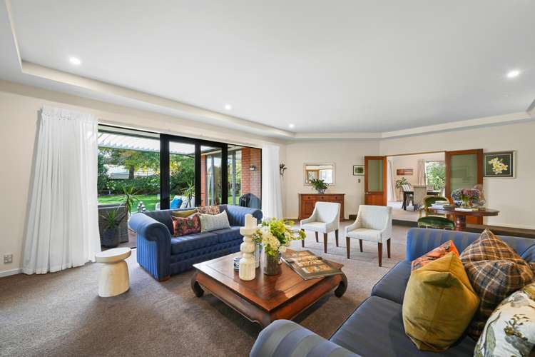 14 Regents Park Drive Casebrook_11