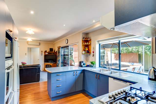 16 Forbury Way Taradale_3