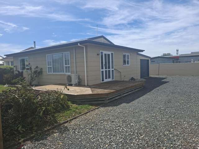 Tidy 2 Bedroom House