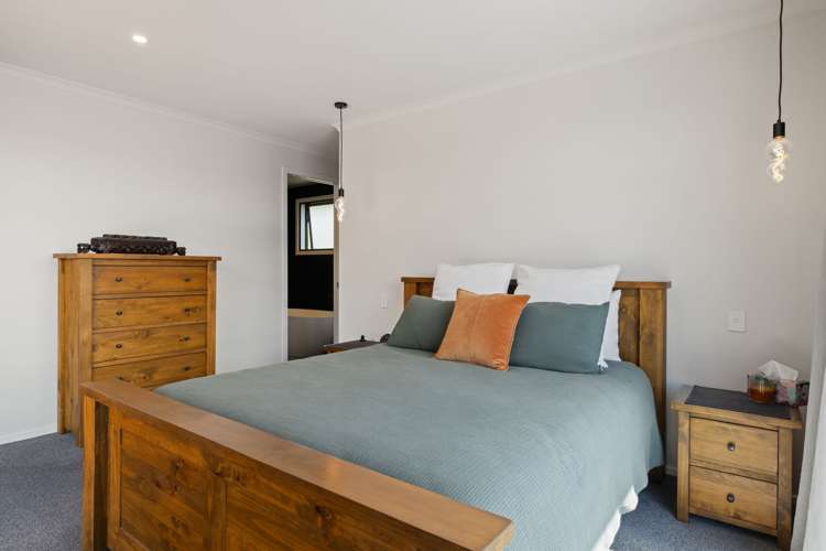 14 Artistic Avenue Leamington_29