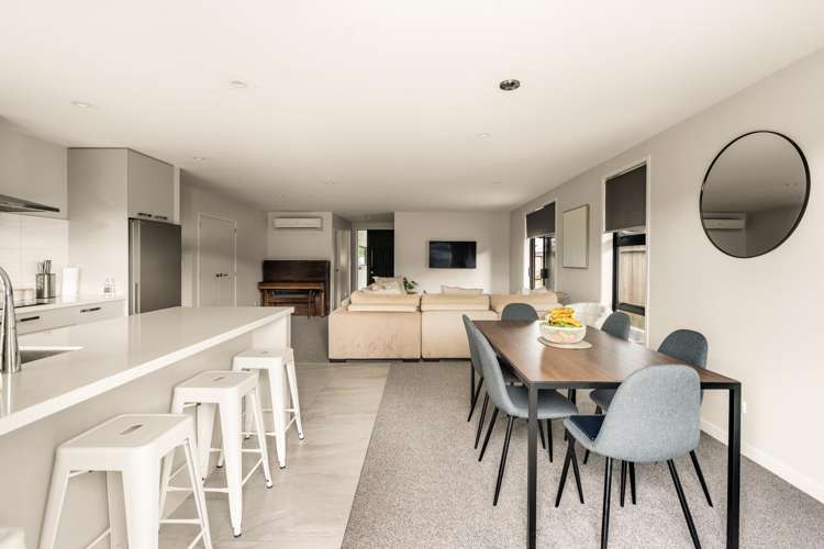 18 Tuaia Street Pyes Pa_8