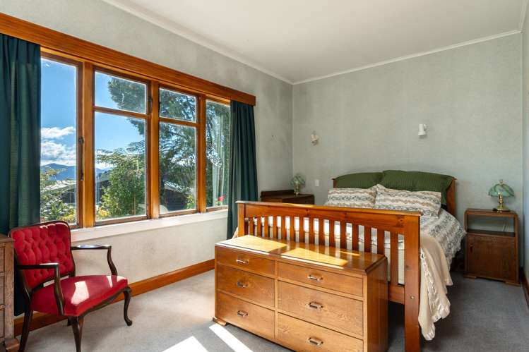 8 Taranaki Street Picton_9