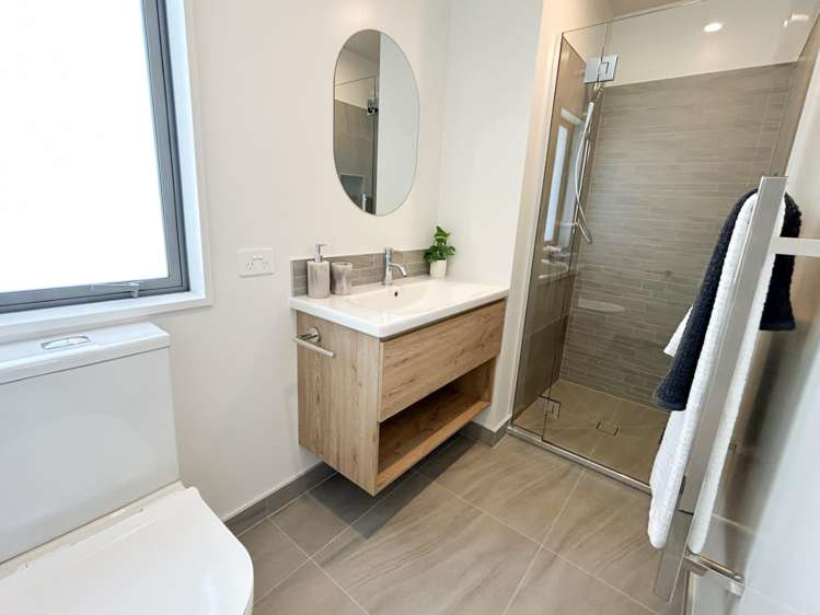 2/6 Strauss Place Somerfield_13