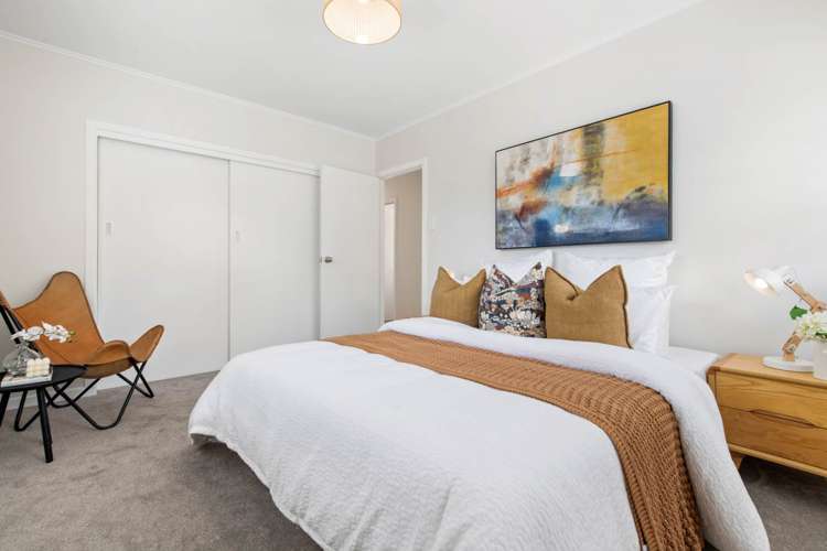 46 Lawrence Crescent Hill Park_7