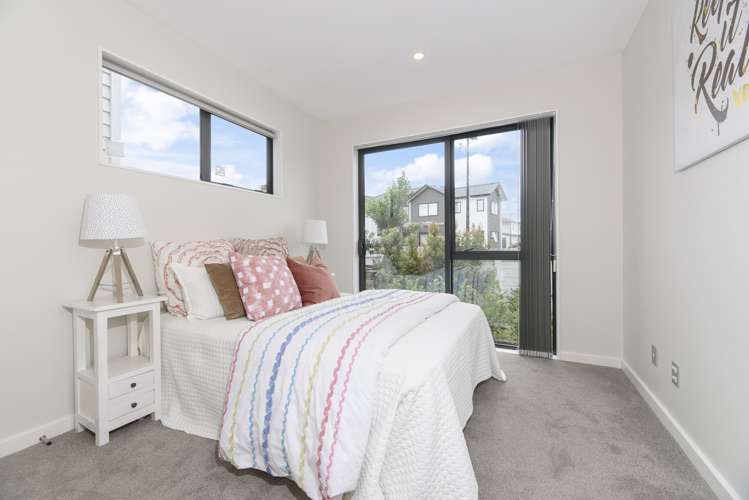 8 Kokowai Parade Hobsonville_13