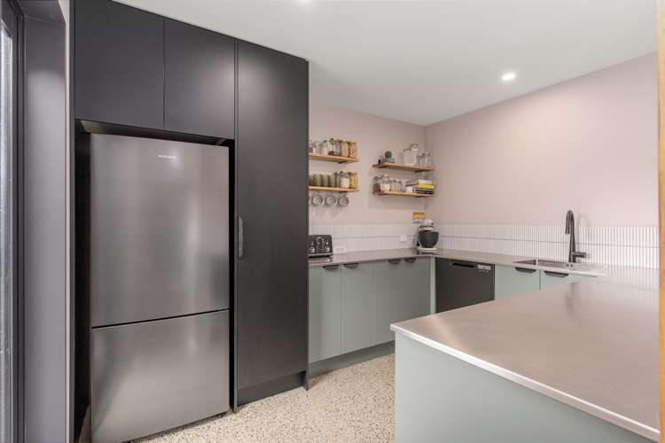 20 Knight Street East Oxford_14