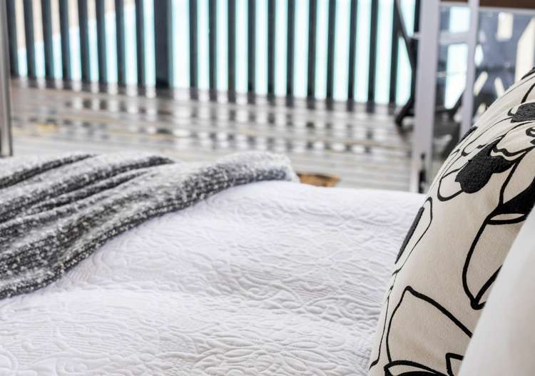 9 Morrison Crescent Glenview_13