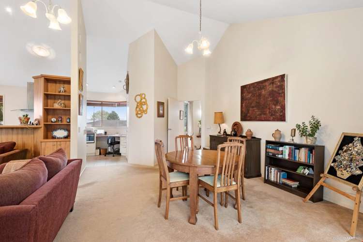 18 Merlot Heights Huapai_18