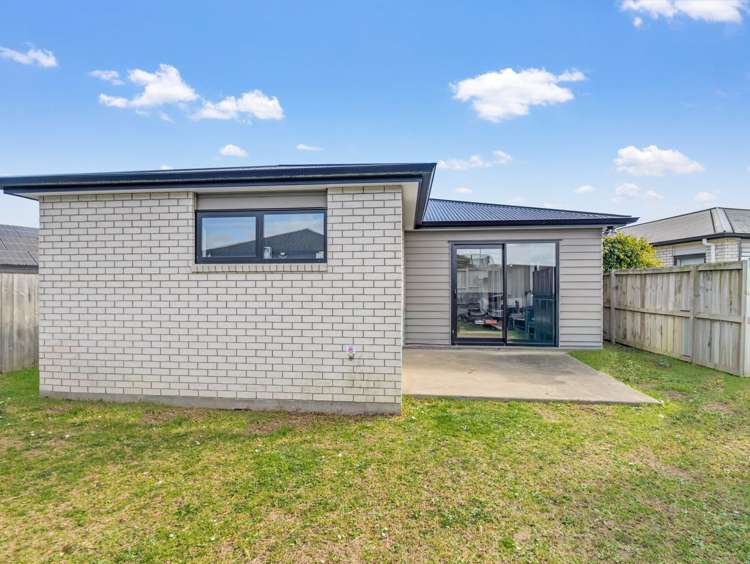 16 Opouatu Avenue Glenbrook_14