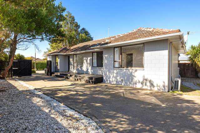 Prime Halswell living, Packed with Potential !