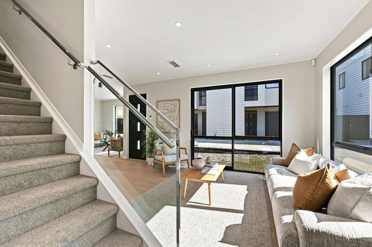 17D Rock Isle Road Torbay_19