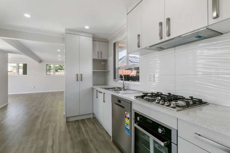 1/14 Berkeley Road Manurewa_4