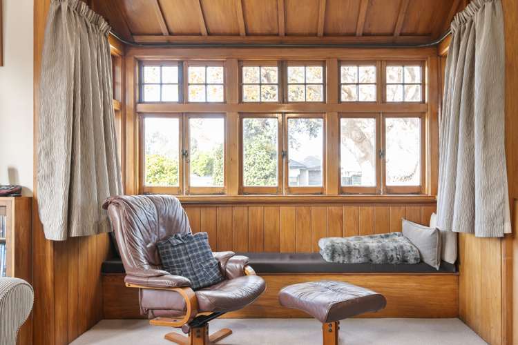 287 College Street West End_15