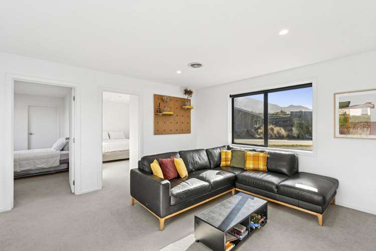 2 Cleland Close Wanaka_4