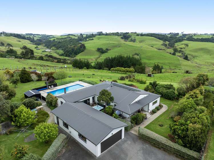 130 Gleeson Road Waiuku_24