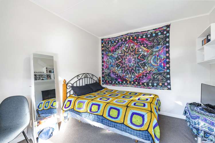 67 Queen Street Waitara_12