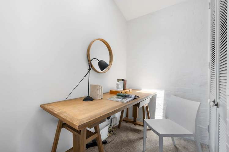 2/2 Darwin Lane Remuera_9