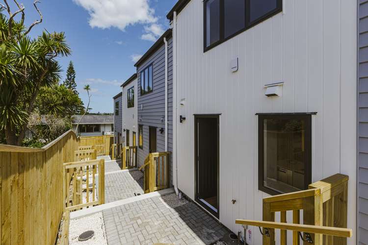 Lot 6/24 Seaview Road Glenfield_2