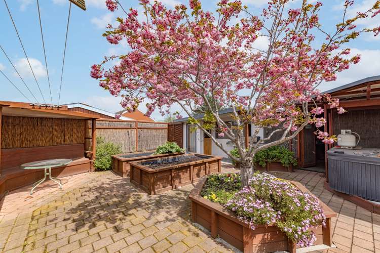 100 Foremans Road Islington_11