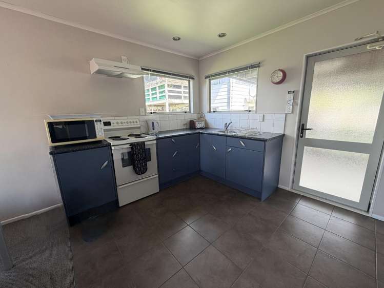 16 Kenneth Avenue Whitianga_2