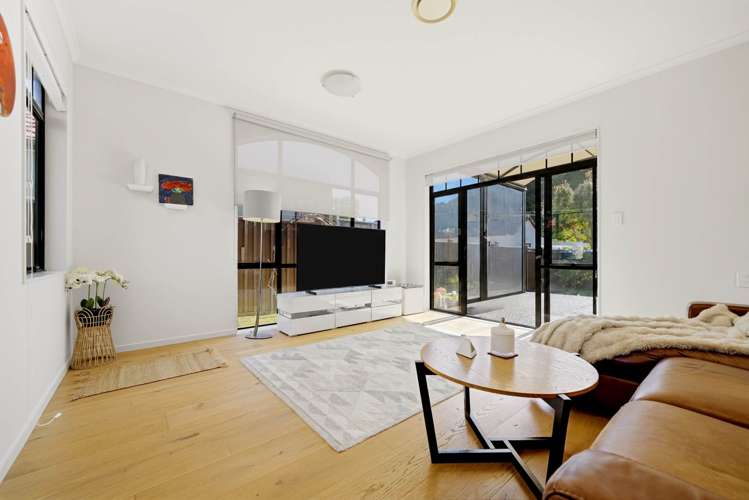 4 Pepperdine Place_4