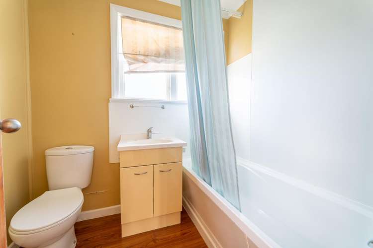 11 Essex Street Marchwiel_9