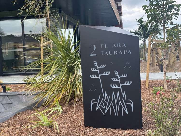 202/2B Te Ara Taurapa Point Chevalier_18