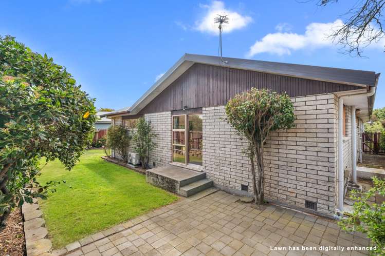 17 Yellowstone Crescent Burwood_17