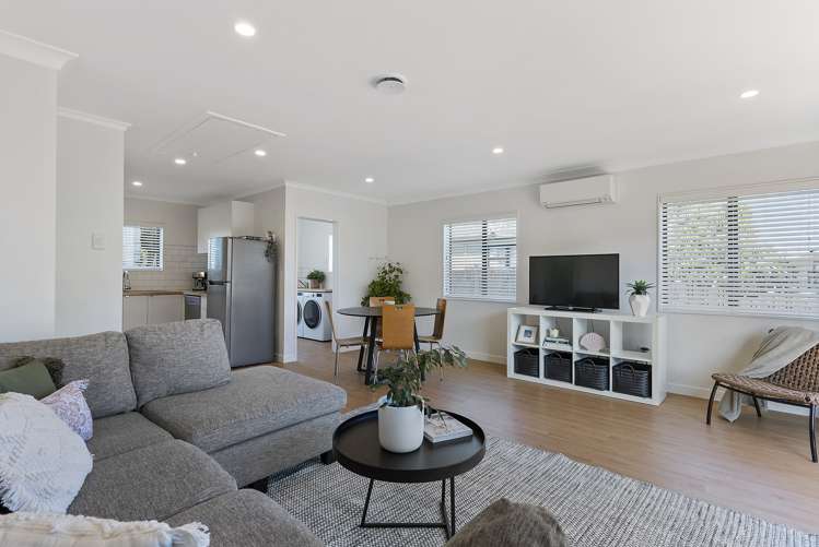 2/74 Pah Road Papatoetoe_3