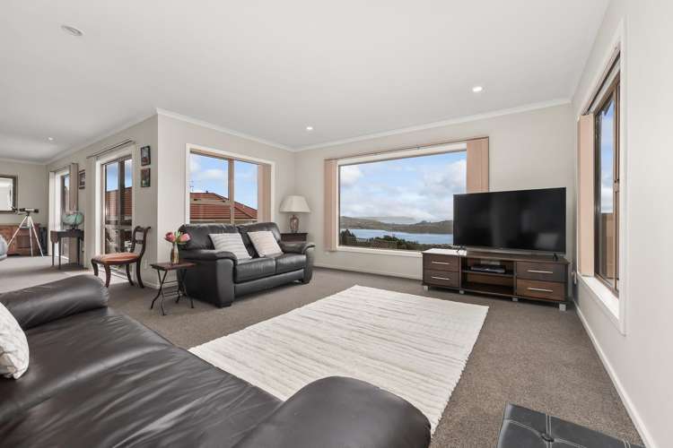 1 Greenstone Place Aotea_9