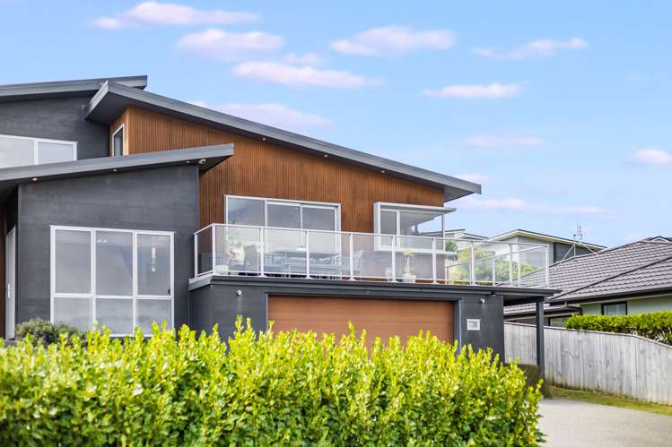 22 Ships Cove Whitby_18