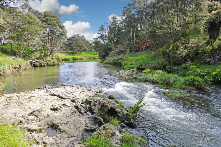 35 Ti Tree Way Hunua_17