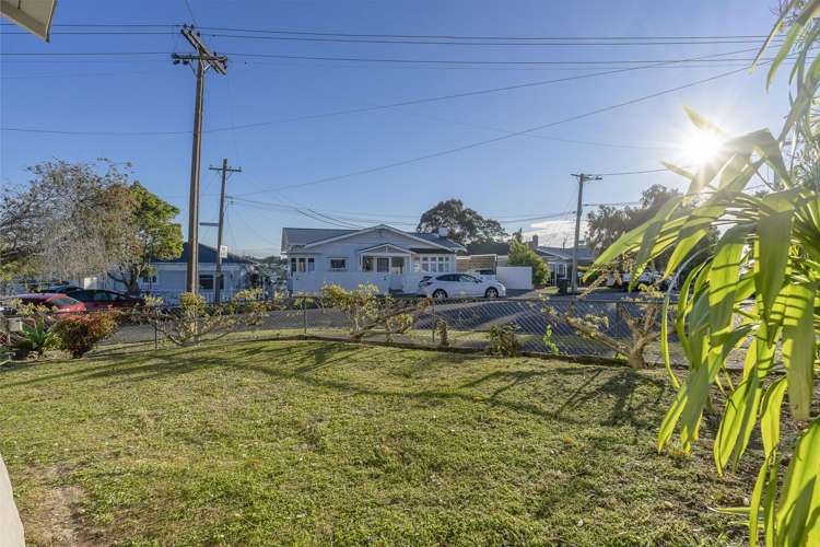8 Barrington Road Grey Lynn_17
