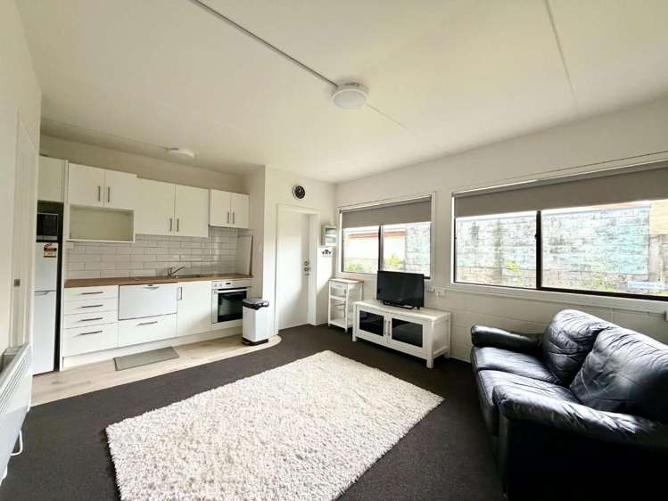 3 McLean Street 2608_4