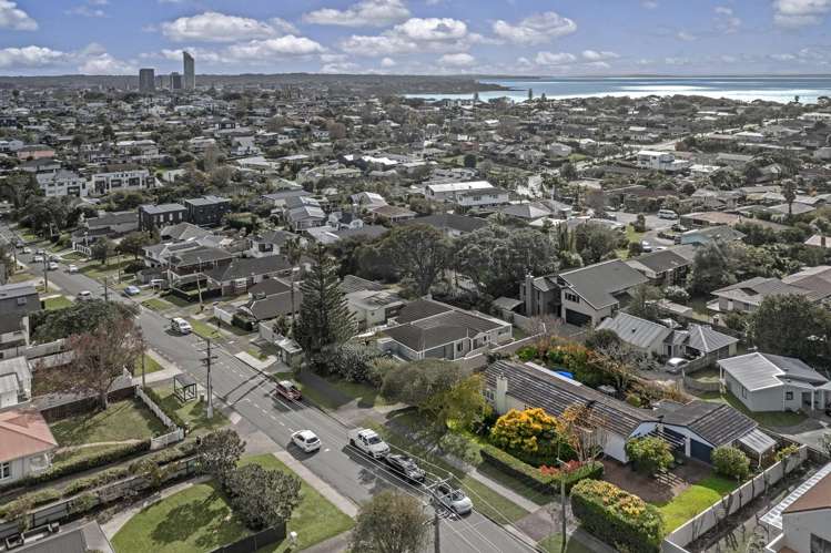 62 Northboro Road Belmont_25