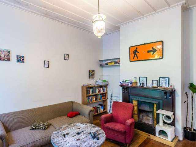 6 Russell Terrace Newtown_1