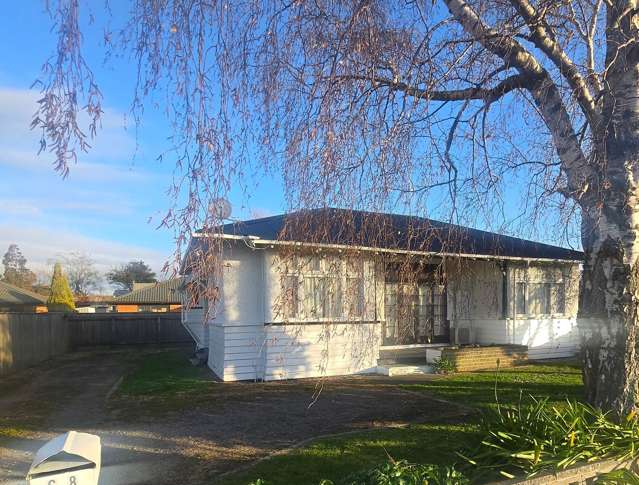 Roof painted, eager to sell!