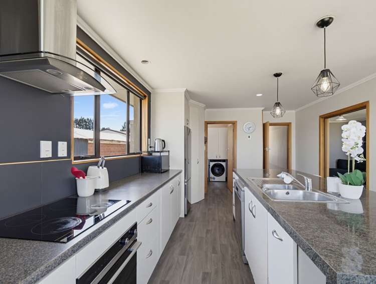 83 Coutts Road_3