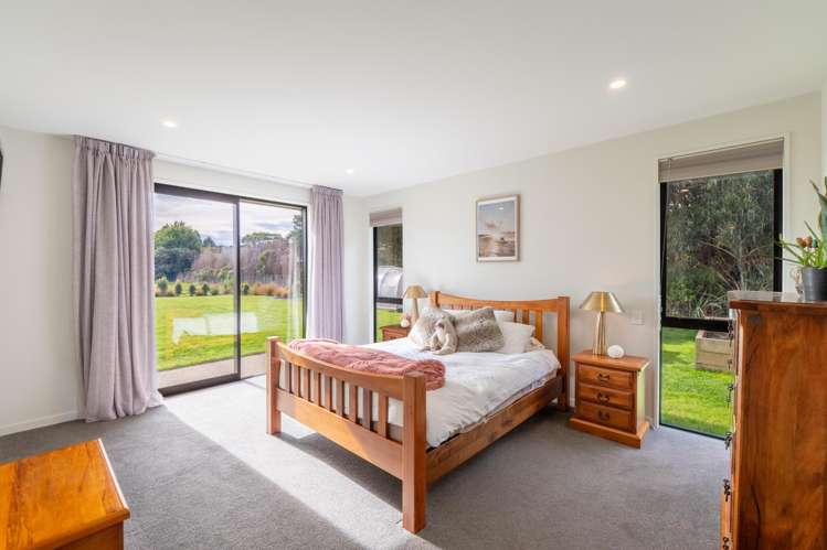 111 Blairlogie Close Otatara_11