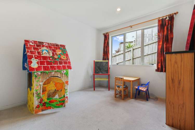 33 Waltham Street Henderson_11