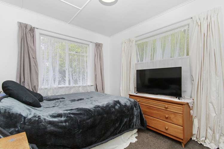 126 Hine Road Wainuiomata_7
