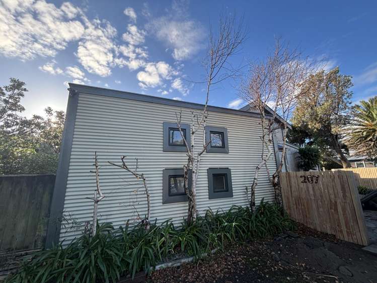 207 Manly Street 1330_2