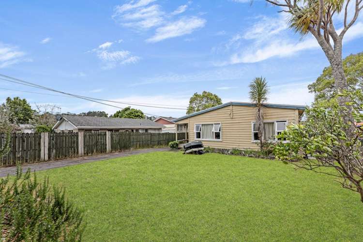 26 Woodglen Road Glen Eden_3