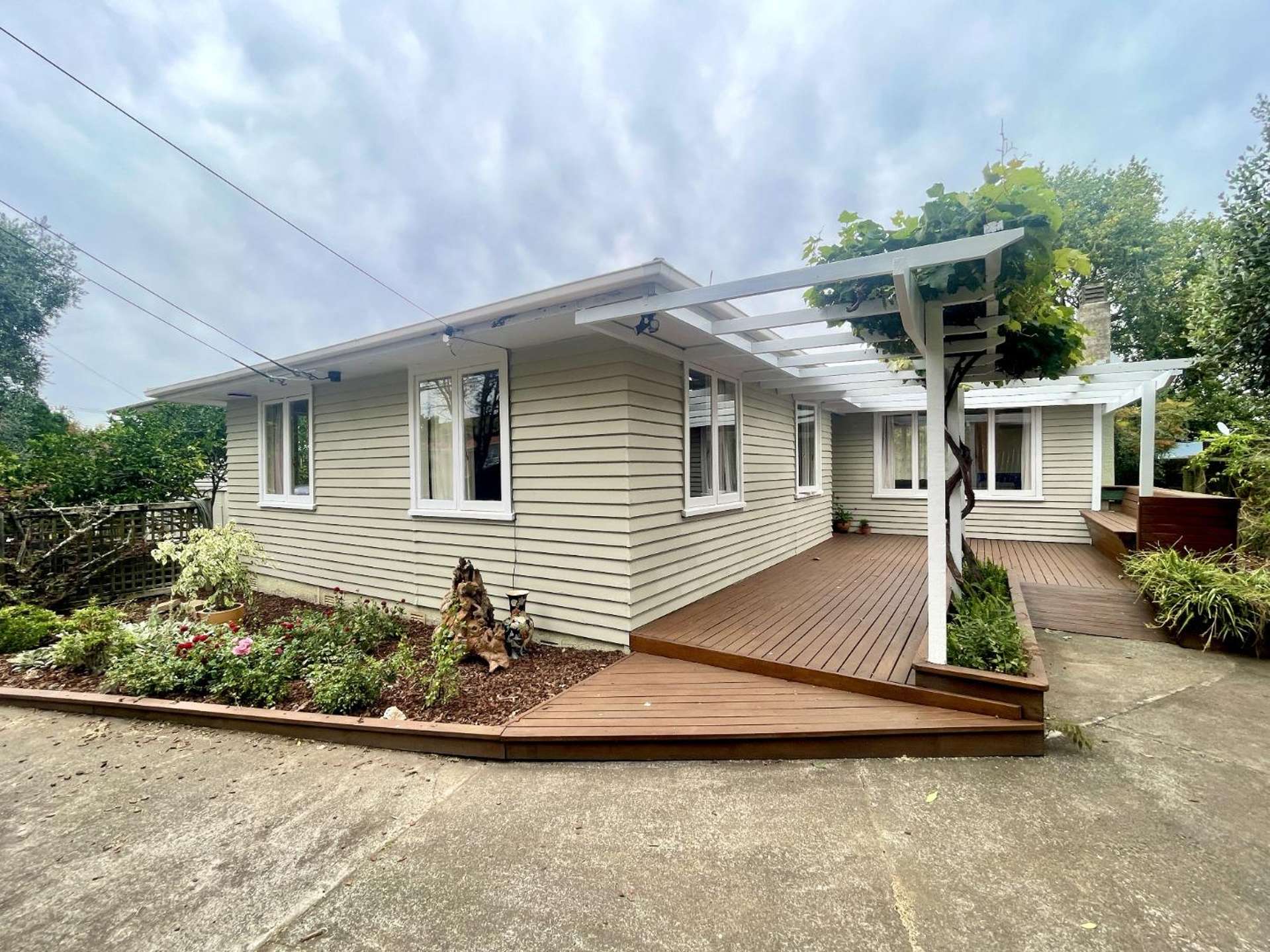 6 Kiekie Road Mangere Bridge_0