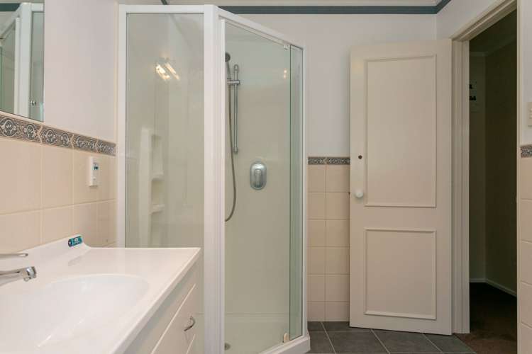 3 Battersea Place Richmond Heights_19