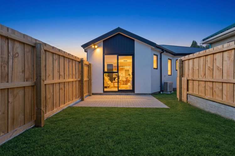 33a Neill Street Hornby_13