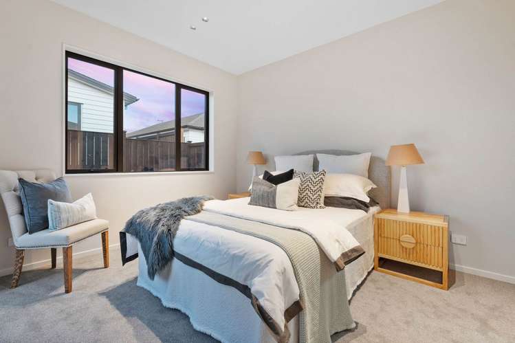 14 Tipu Crescent Milldale_12