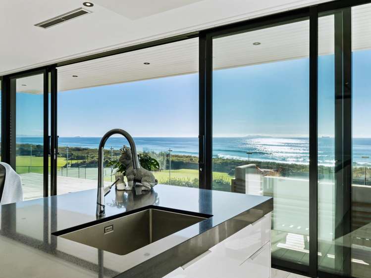 207 Papamoa Beach Road_4